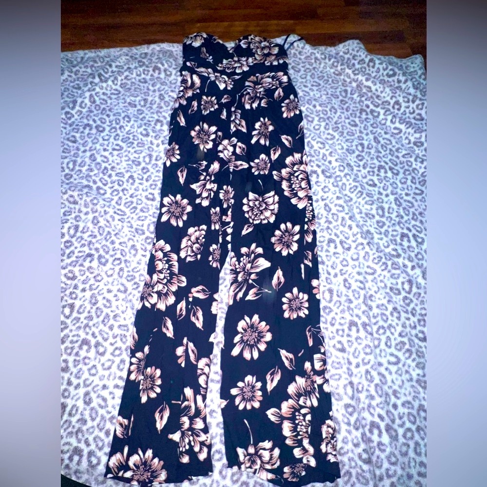 Floral jumpsuit strapless
